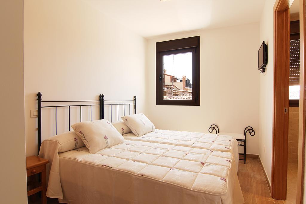 Hostal Yessy Candeleda Quarto foto